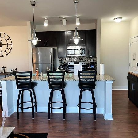 Serene **Uptown** 2Br/2Ba Apartment Charlotte Bagian luar foto